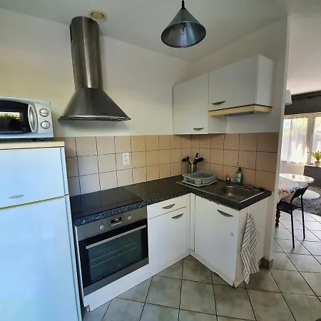 Idealement Situe, Spacieux Et Agreable, Parking Gratuit Et Classe 3 Etoiles Mende Exterior photo