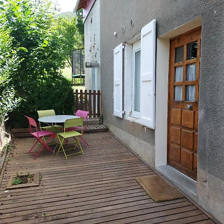 Idealement Situe, Spacieux Et Agreable, Parking Gratuit Et Classe 3 Etoiles Mende Exterior photo