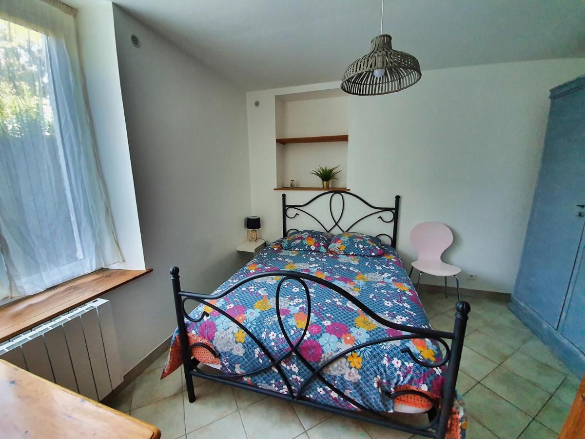 Apartment Idealement Situe, Spacieux Et Agreable, Parking Gratuit Et Classe 3 Etoiles *