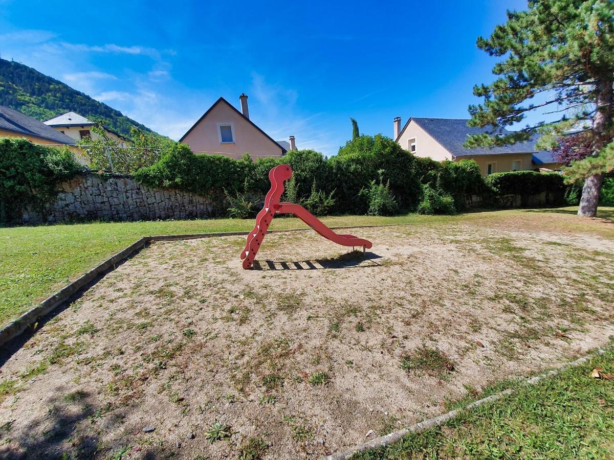 Idealement Situe, Spacieux Et Agreable, Parking Gratuit Et Classe 3 Etoiles *
