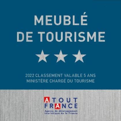 Idealement Situe, Spacieux Et Agreable, Parking Gratuit Et Classe 3 Etoiles Apartment *